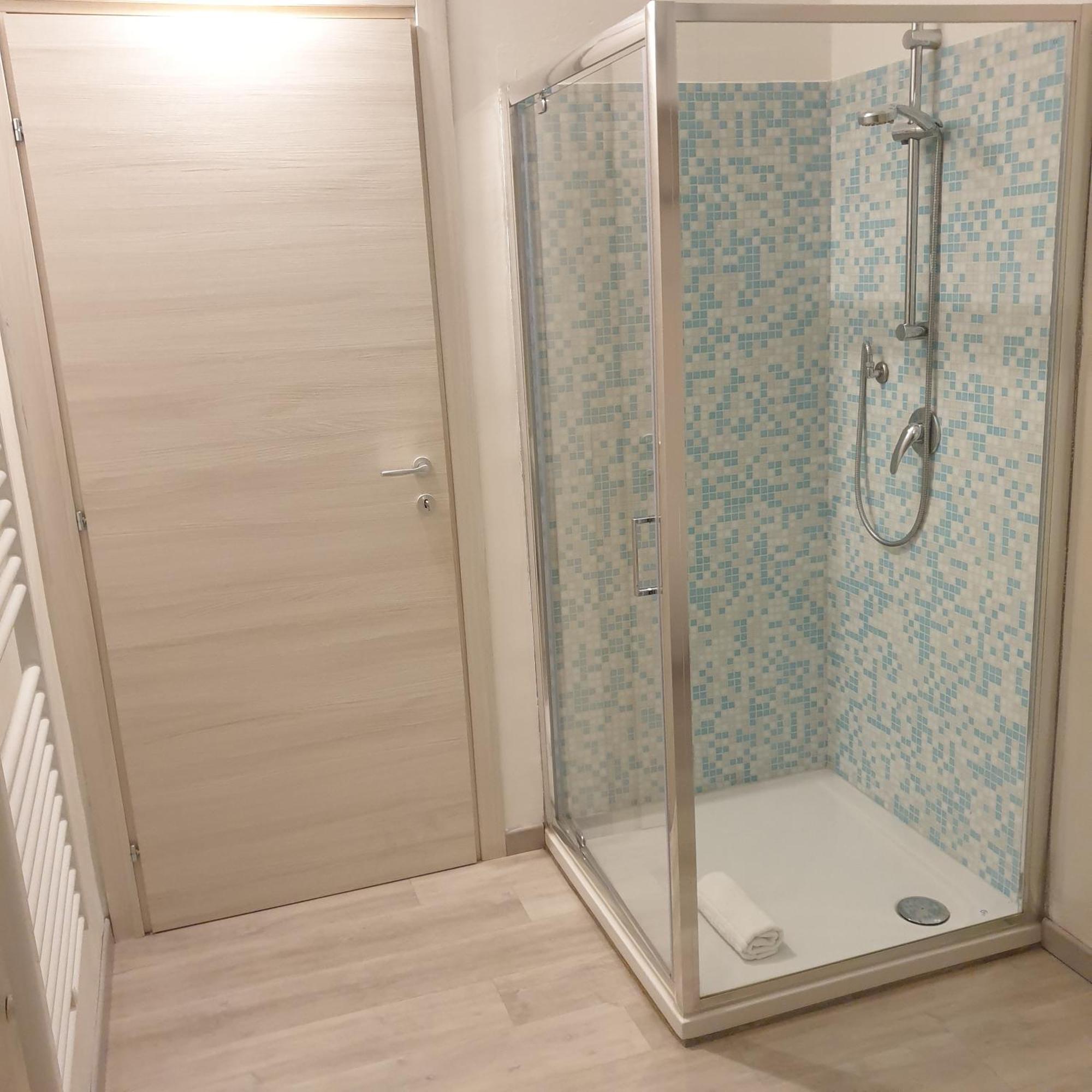 Bergamo City - Self Check-In Quarto foto